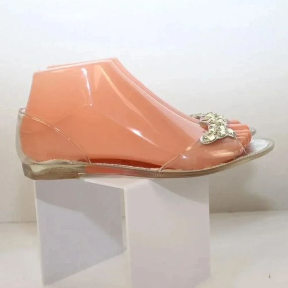 STUART WEITZMAN - Picture 3 of 9